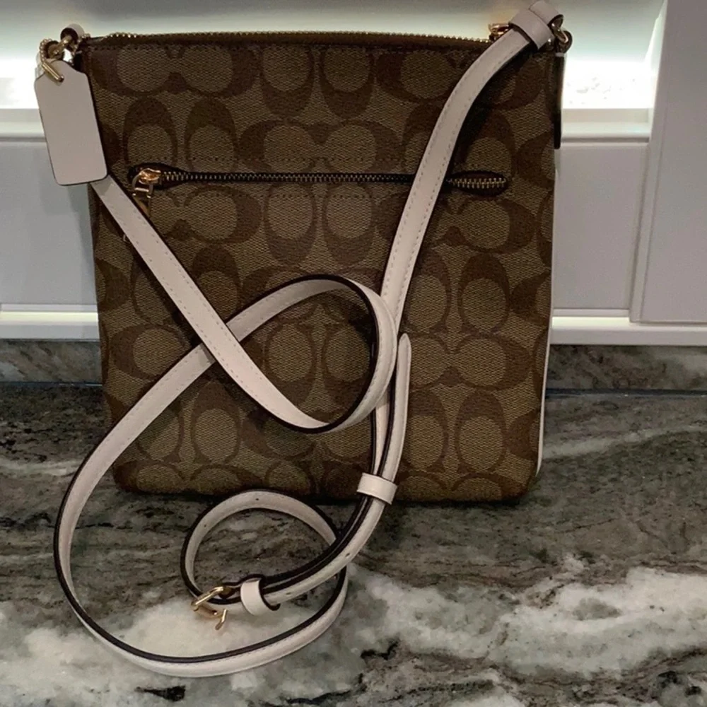 Coach Signature Brown Crossbody Bag - Picture 2 of 6